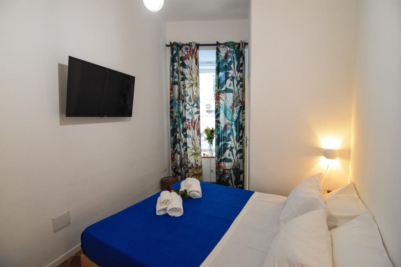 La Dimora Di Artemide B&B Naples Luaran gambar
