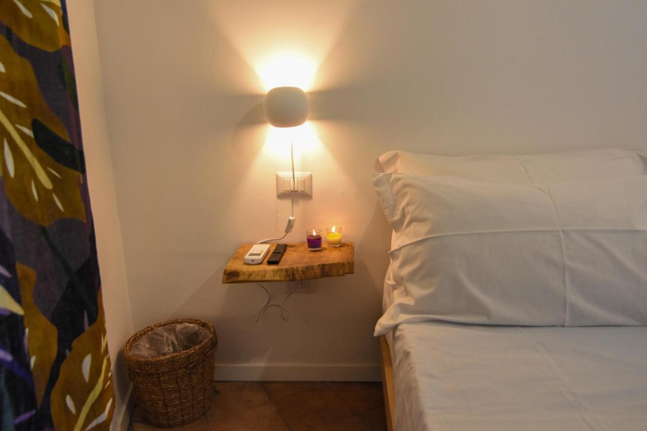 La Dimora Di Artemide B&B Naples Luaran gambar