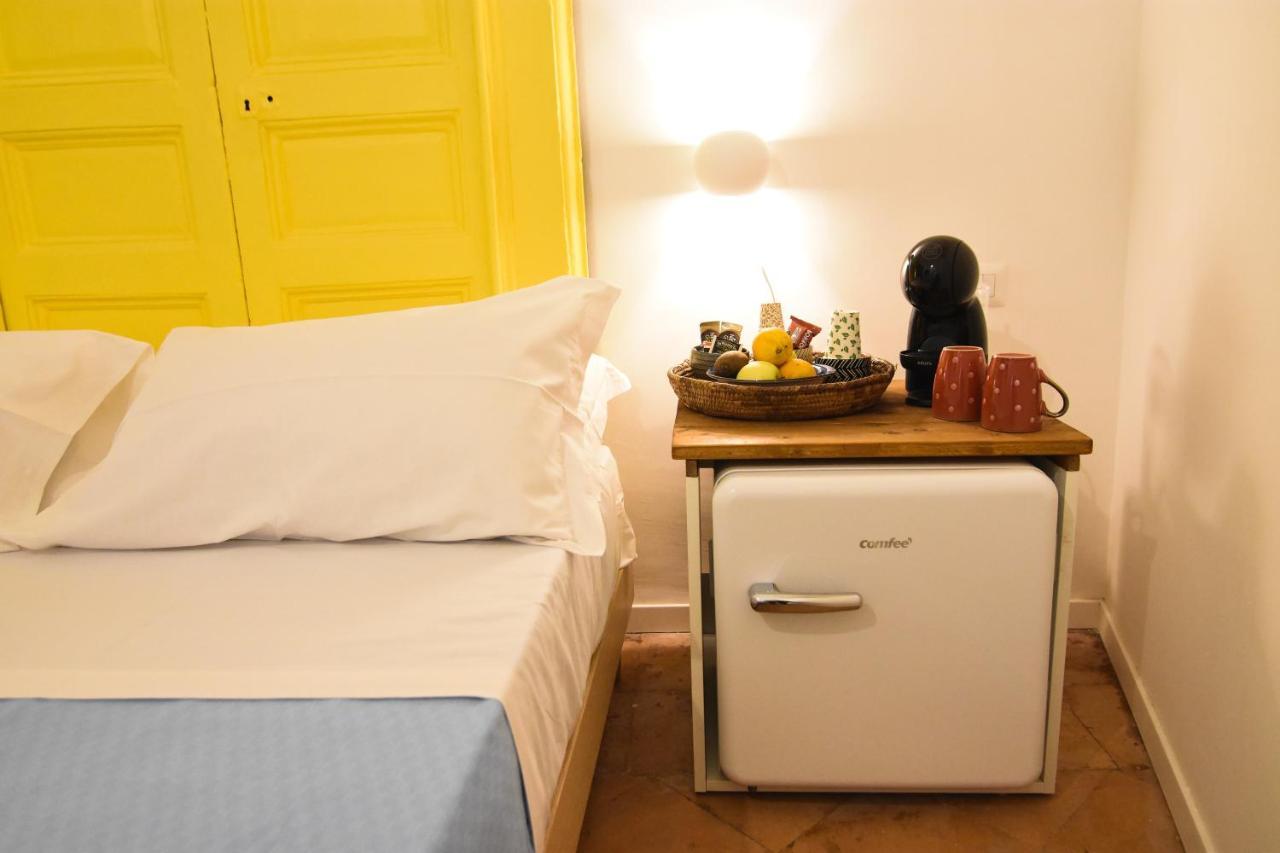 La Dimora Di Artemide B&B Naples Luaran gambar