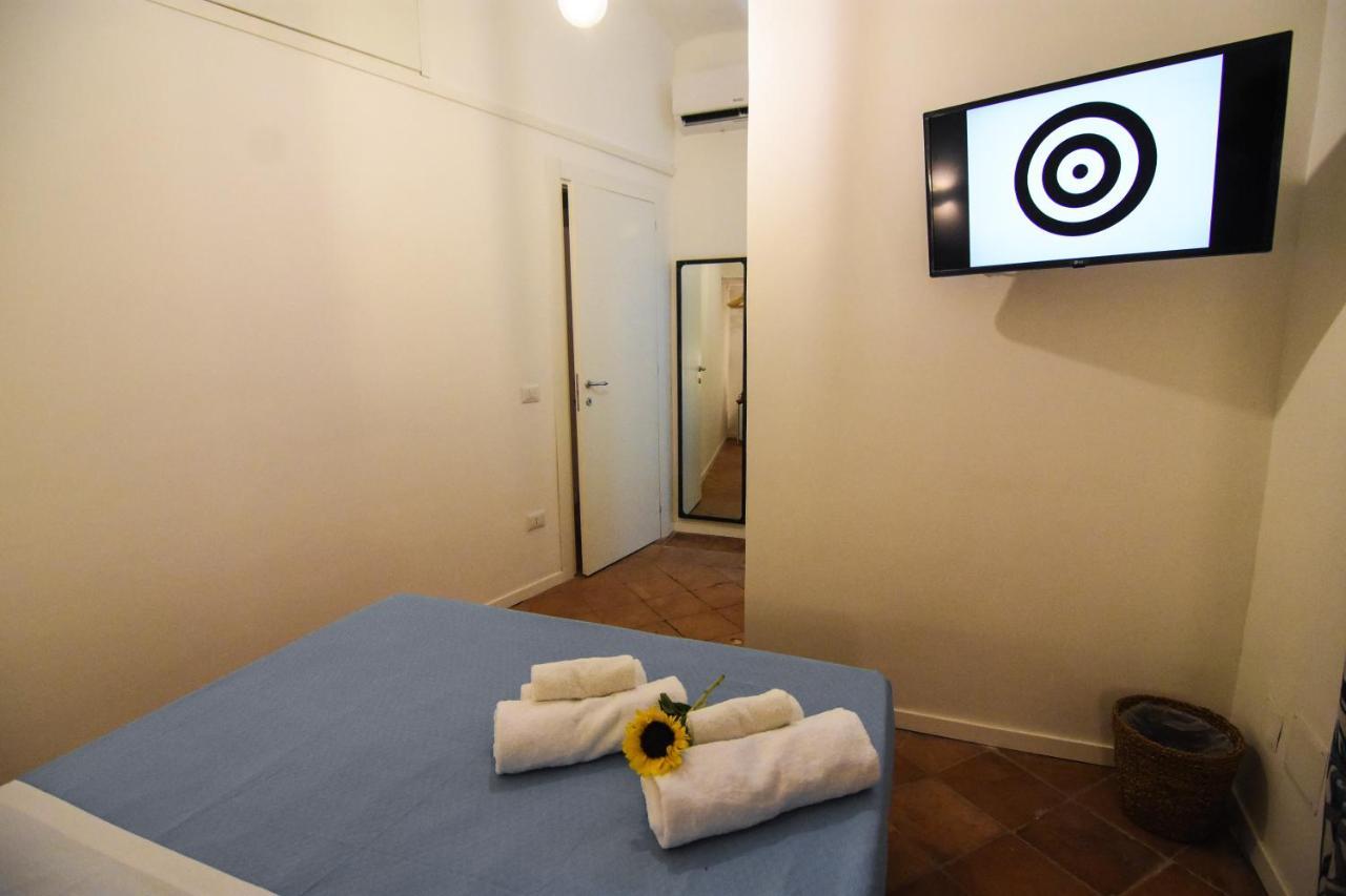 La Dimora Di Artemide B&B Naples Luaran gambar