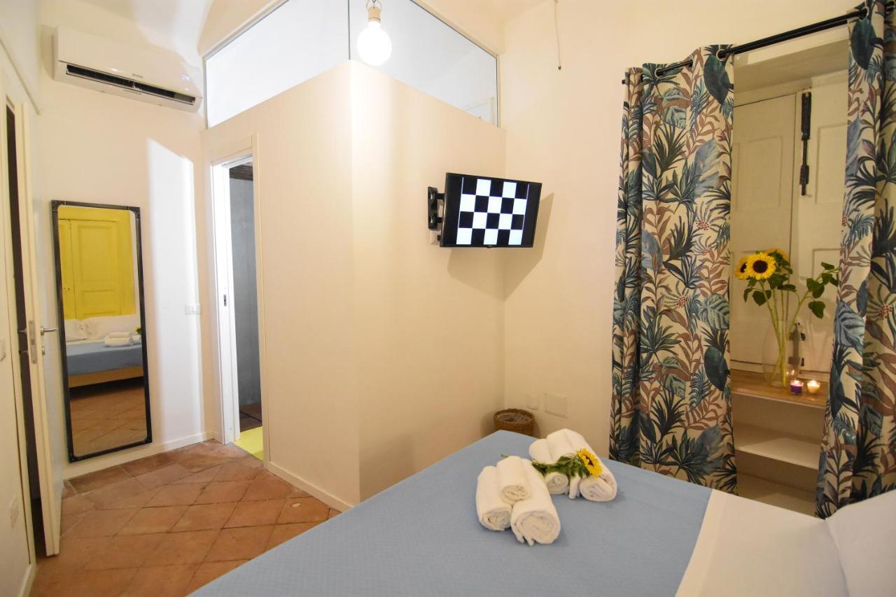 La Dimora Di Artemide B&B Naples Luaran gambar