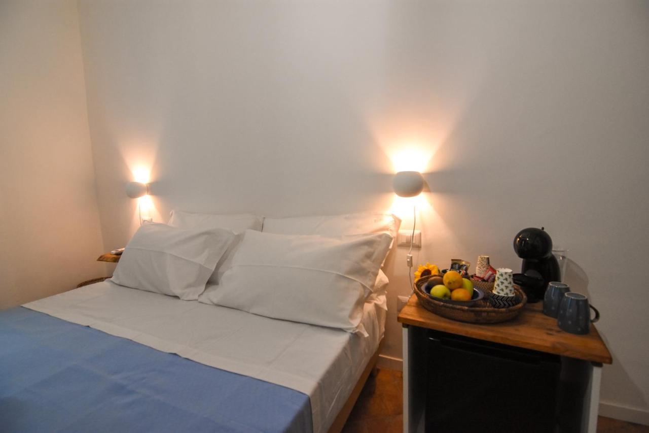 La Dimora Di Artemide B&B Naples Luaran gambar