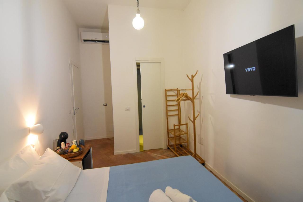 La Dimora Di Artemide B&B Naples Luaran gambar